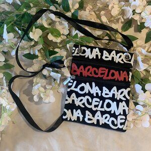 Robin Ruth Barcelona Crossbody Bag With Adjustable Strap & Zipper Pockets Small